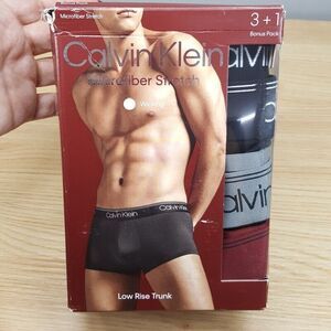 CALVIN KLEIN Mens Boxer Brief XL Black 4-Pack Microfiber Stretch Wicking